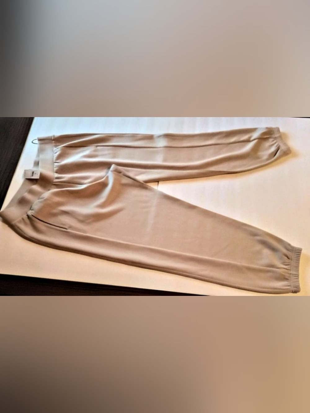 Lou & Grey Jogger Pants in Light Tan NWT